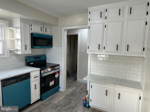 326 N 4th St, Hamburg, PA, 19526-1514 | Card Image