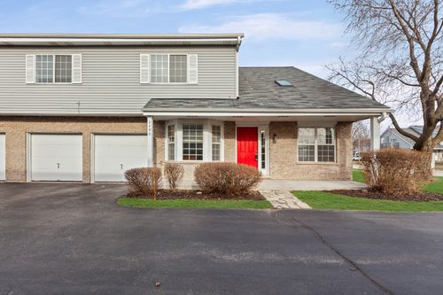 3490 Willowview Ct, Aurora, IL, 60504-3130 | Card Image