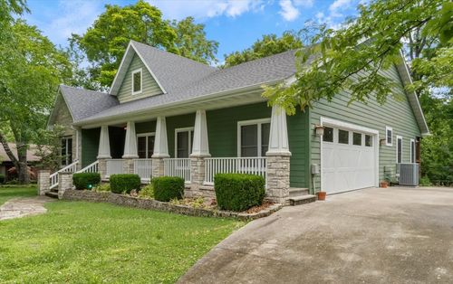 16 Judah St, Eureka Springs, AR, 72632-3620 | Card Image
