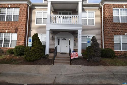 unit-104-1052 Glenwood Station Ln, CHARLOTTESVILLE, VA, 22901-5716 | Card Image