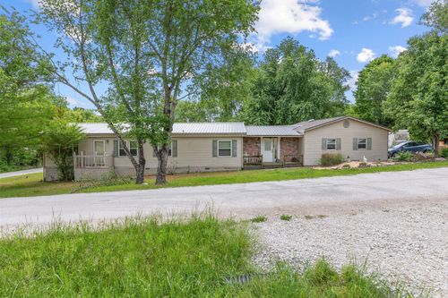 210 Molly Ln, Rockaway Beach, MO, 65740-9672 | Card Image