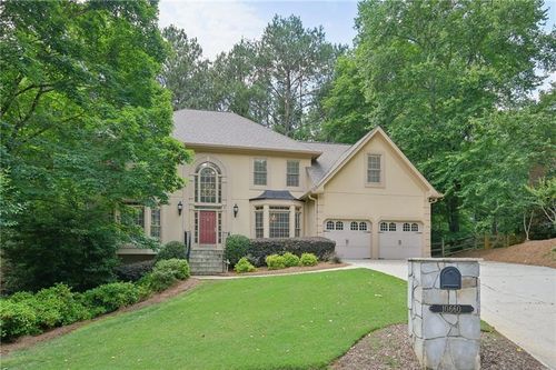 10660 Dunoon Dr, Alpharetta, GA, 30022-5754 | Card Image