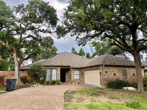 2909 Gainesborough Dr, Dallas, TX, 75287-3486 | Card Image
