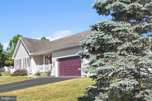 1 Midland Cv, PINE GROVE, PA, 17963-1151 | Card Image