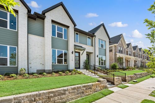 1129 Carnation Dr, Crowley, TX, 76036-4390 | Card Image