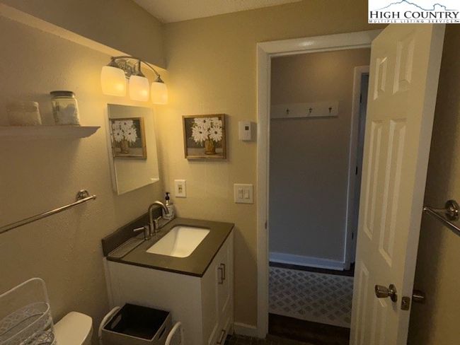 13B - 142 Top Of Seven Dr, Condo with 1 bedrooms, 1 bathrooms and null parking in Seven Devils NC | Image 10
