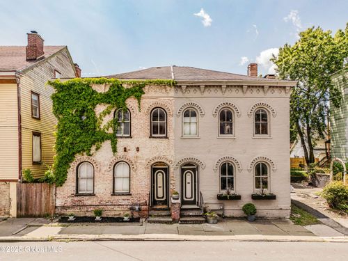 609 State St, Hudson, NY, 12534-2513 | Card Image