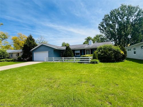 723 Trotter Lane, Berea, OH, 44017 | Card Image