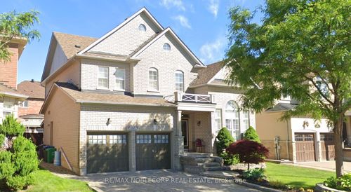 32 Aristocrat Rd, Brampton, ON, L6P1X7 | Card Image