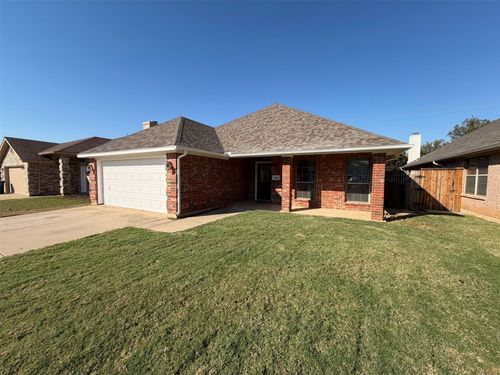 2961 Salado Trl, Fort Worth, TX, 76118-7477 | Card Image