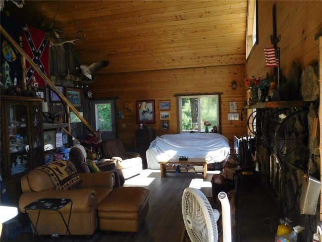 LIVING ROOM | Image 25