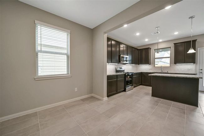 4215 Sternside Ln, House other with 4 bedrooms, 3 bathrooms and 2 parking in Houston TX | Image 9