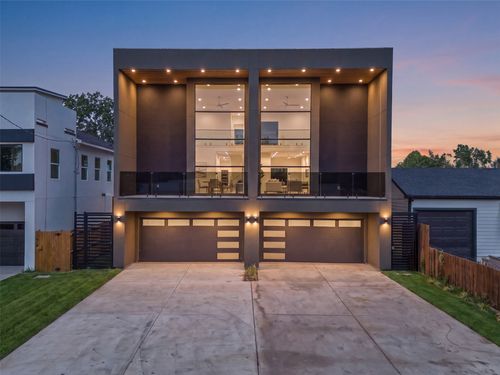 820 Lambert St, Dallas, TX, 75203-3710 | Card Image