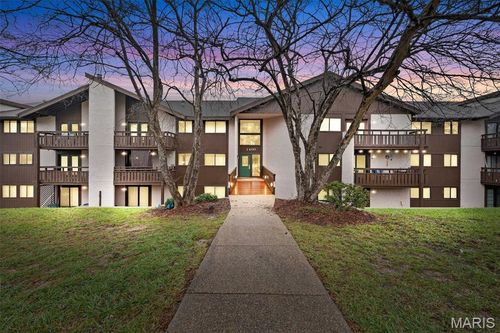 apt-109-1400 Heritage Lndg, Saint Charles, MO, 63303-6187 | Card Image