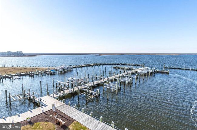 UNIT-302 - 101 Williams St, Condo with 3 bedrooms, 2 bathrooms and null parking in CRISFIELD MD | Image 46