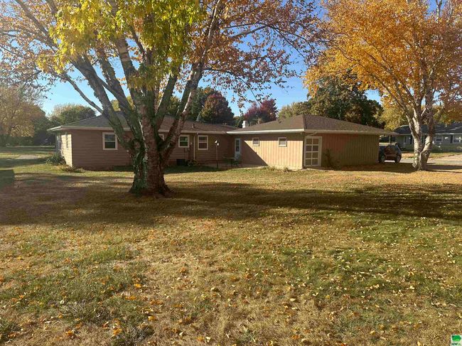 416 Willow St, House other with 3 bedrooms, 2 bathrooms and null parking in Aurelia IA | Image 7