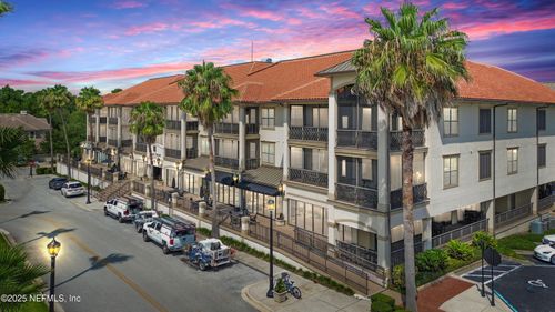 301-701 Market St, St Augustine, FL, 32095-8800 | Card Image