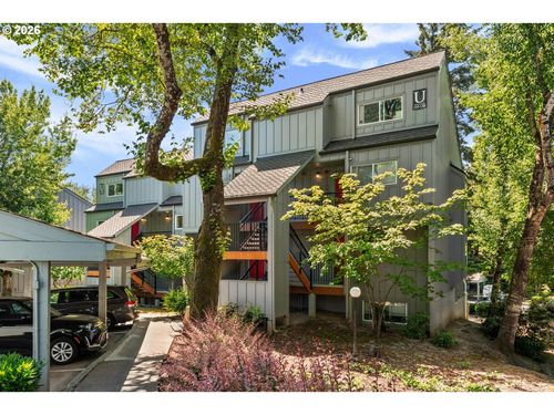 138-4 Touchstone, Lake Oswego, OR, 97035-1914 | Card Image