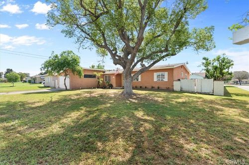 554 W Verness St, Covina, CA, 91723-3339 | Card Image