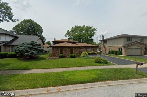 18400 Carriage Ln, Lansing, IL, 60438-2534 | Card Image