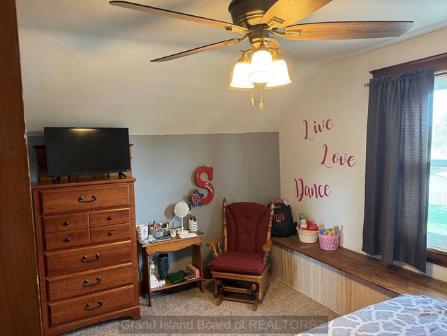 201 E Pine St, House other with 5 bedrooms, 2 bathrooms and 4 parking in Doniphan NE | Image 27
