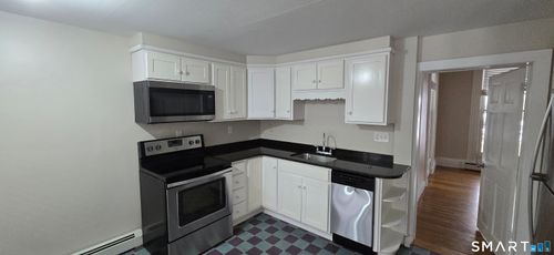 263 Broadway, Norwich, CT, 06360-3560 | Card Image