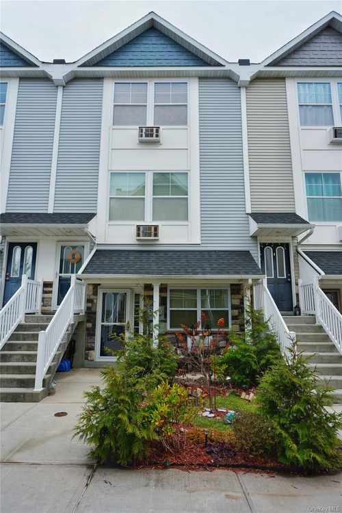 a-102 Cove Ct, Bronx, NY, 10473-0971 | Card Image