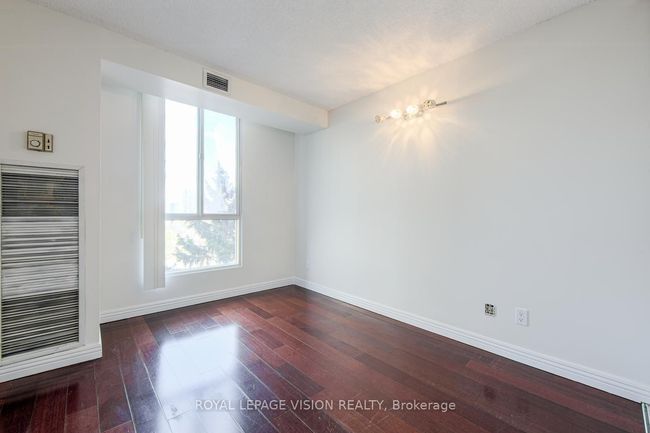 404 - 145 Hillcrest Ave, Condo with 3 bedrooms, 2 bathrooms and null parking in Mississauga ON | Image 27