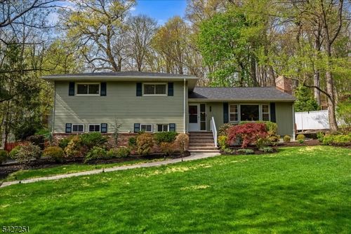 167 Mountain Ave, New Providence, NJ, 07974-2632 | Card Image