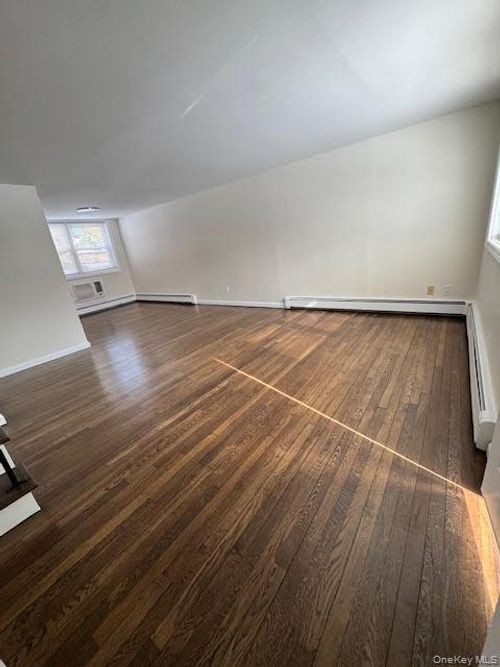 apt-6-1 Gilbert Ave, Smithtown, NY, 11787-5311 | Card Image