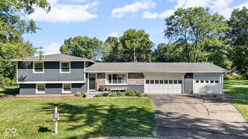 7216 Cricklewood Cir, Indianapolis, IN, 46250-2712 | Card Image