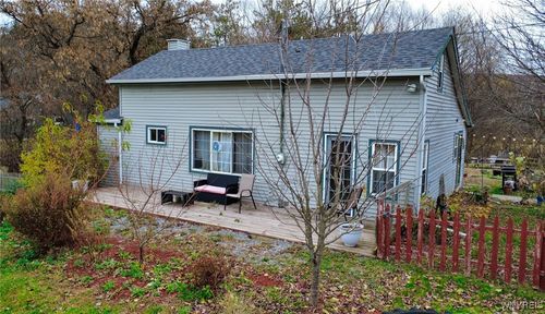 5527 E Creek Rd, South Wales, NY, 14139-9762 | Card Image