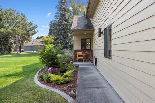 174 Fairway Blvd, Kalispell, MT, 59901-2770 | Card Image