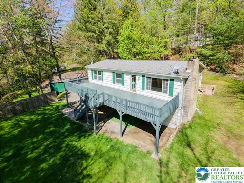 3116 Sheriff Ln, East Stroudsburg, PA, 18302-6894 | Card Image