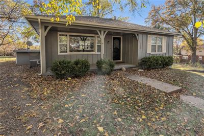 14703 E 35th Street, House other with 2 bedrooms, 1 bathrooms and null parking in Independence MO | Image 3