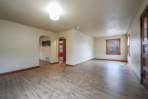 1405 Edgemoor St, El Dorado, KS, 67042-2231 | Card Image