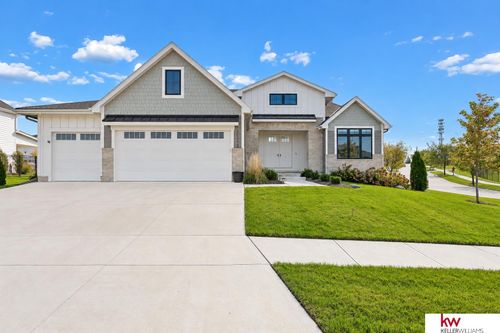 21173 C St, Elkhorn, NE, 68022-3253 | Card Image