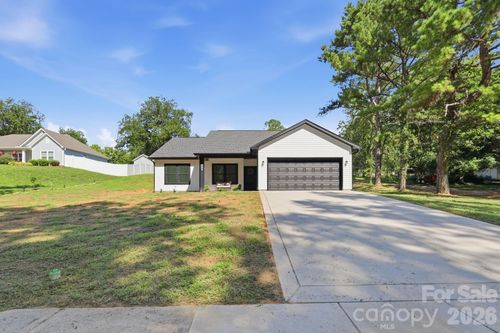 325 N Chapel St, Landis, NC, 28088-1120 | Card Image