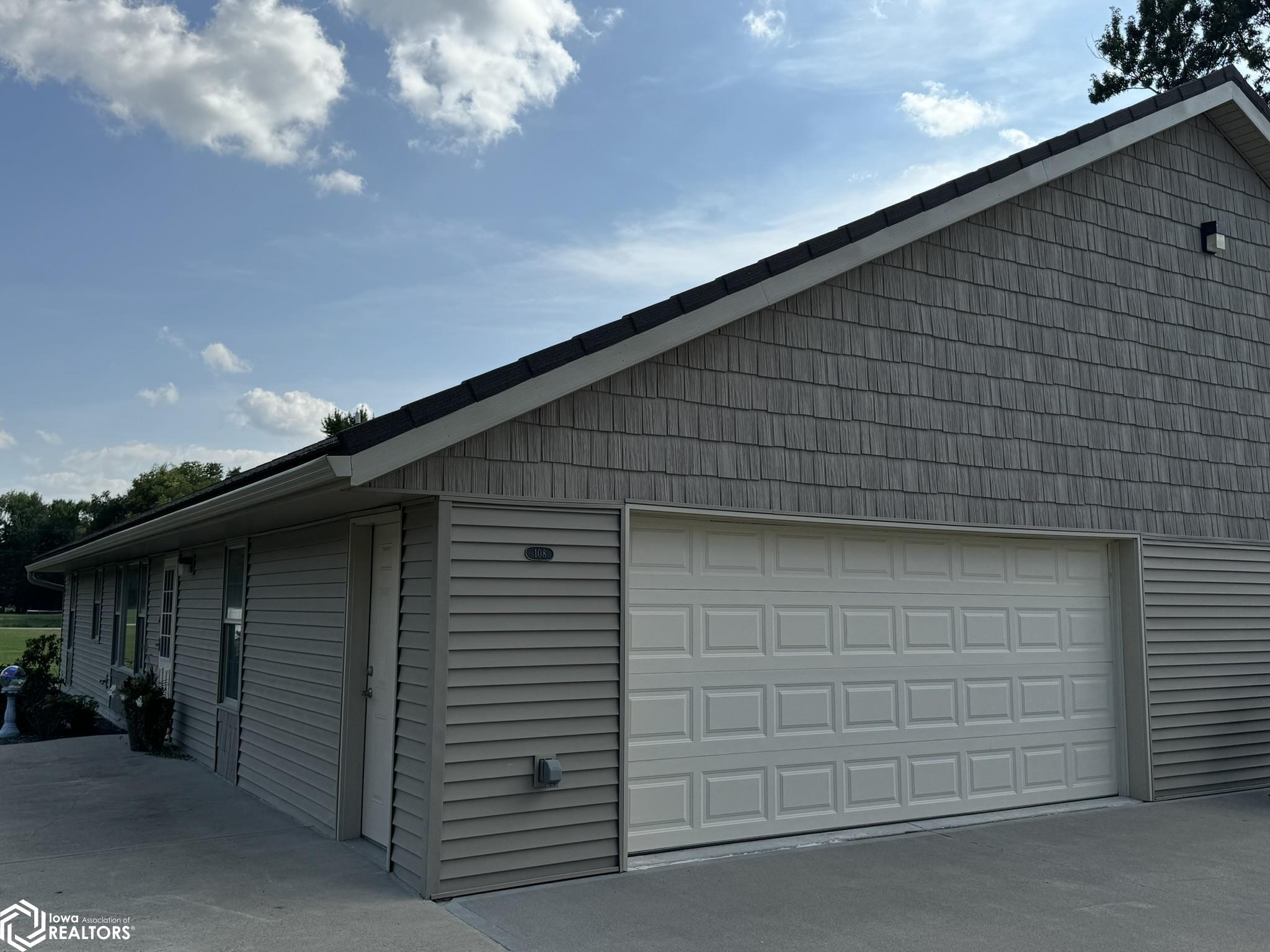 6th Ave, Humboldt, IA 50548
