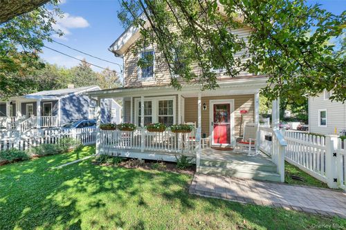 19 Cherry Ave, Cornwall On Hudson, NY, 12520-1505 | Card Image