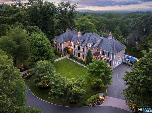 11 Hamilton Rd, Short Hills, NJ, 07078-1407 | Card Image