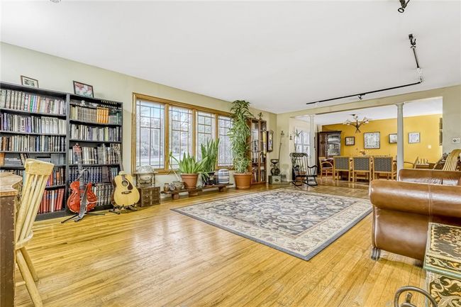11 Rainbow Ct, House other with 6 bedrooms, 4 bathrooms and 1 parking in Spring Valley NY | Image 5