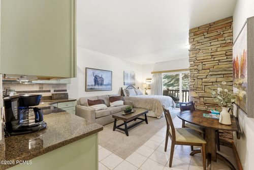 911-2305 Sidewinder Dr, Park City, UT, 84060 | Card Image