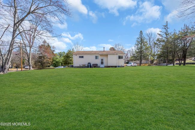 32 Dawn Cypress Ln, House other with 3 bedrooms, 1 bathrooms and null parking in Jackson NJ | Image 27