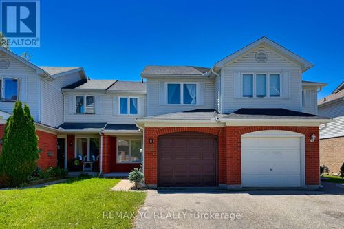 38 Pickett Cres, Barrie, ON, L4N8B8 | Card Image