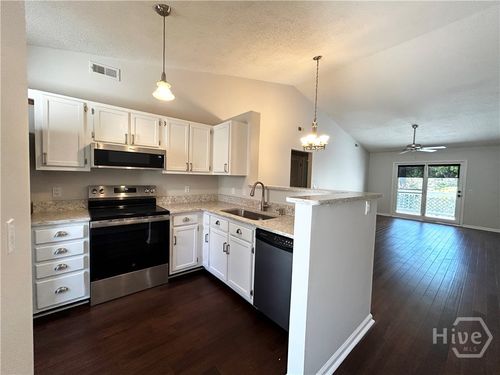 52 Bull River Bluff Dr, Savannah, GA, 31410-1592 | Card Image