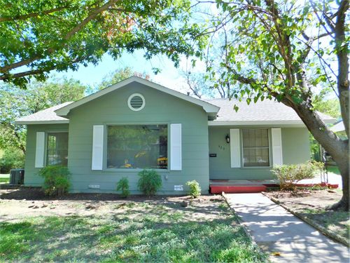 420 Fulton St, Denton, TX, 76201-0134 | Card Image