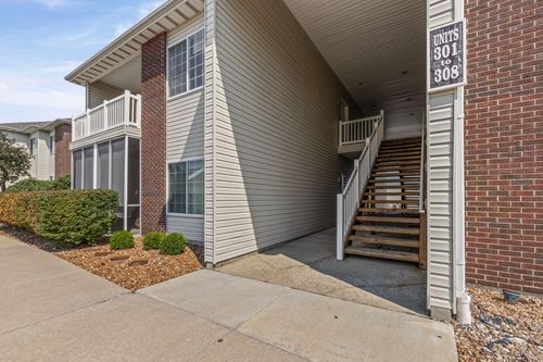 301-1100 Columbia Dr, COLUMBIA, MO, 65201 | Card Image
