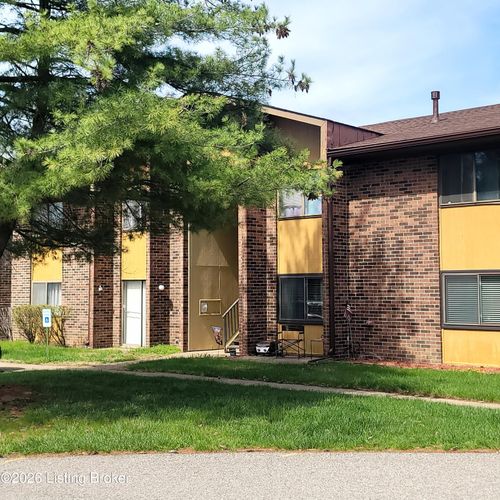 apt-150-7068 Wildwood Cir, Louisville, KY, 40291-1785 | Card Image
