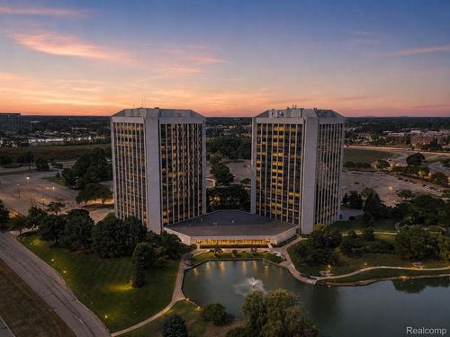 604-and-625-1 Parklane Boulevard, Dearborn, MI, 48126 | Card Image